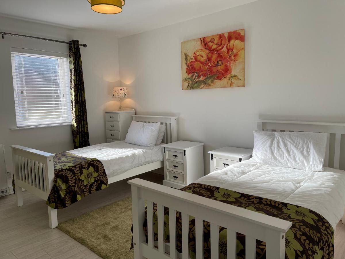 No2 At Rosebank Apartments Moville Ngoại thất bức ảnh